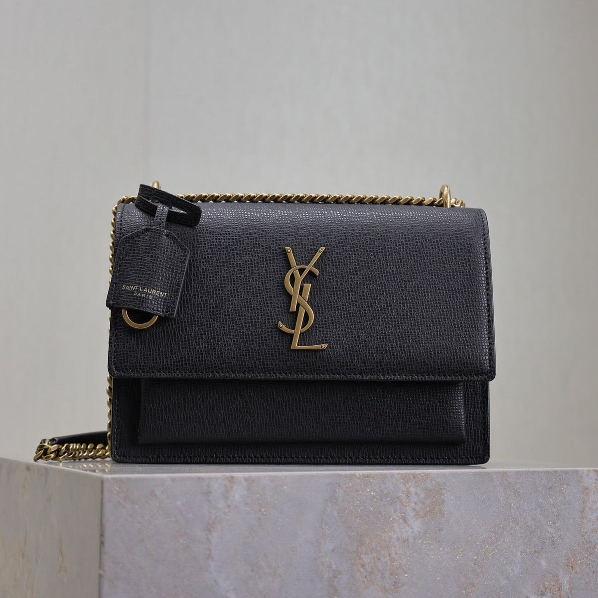 Saint Laurent 25S Sunset Medium 22 in Black Grained Calfskin Gold Hardwre Bag