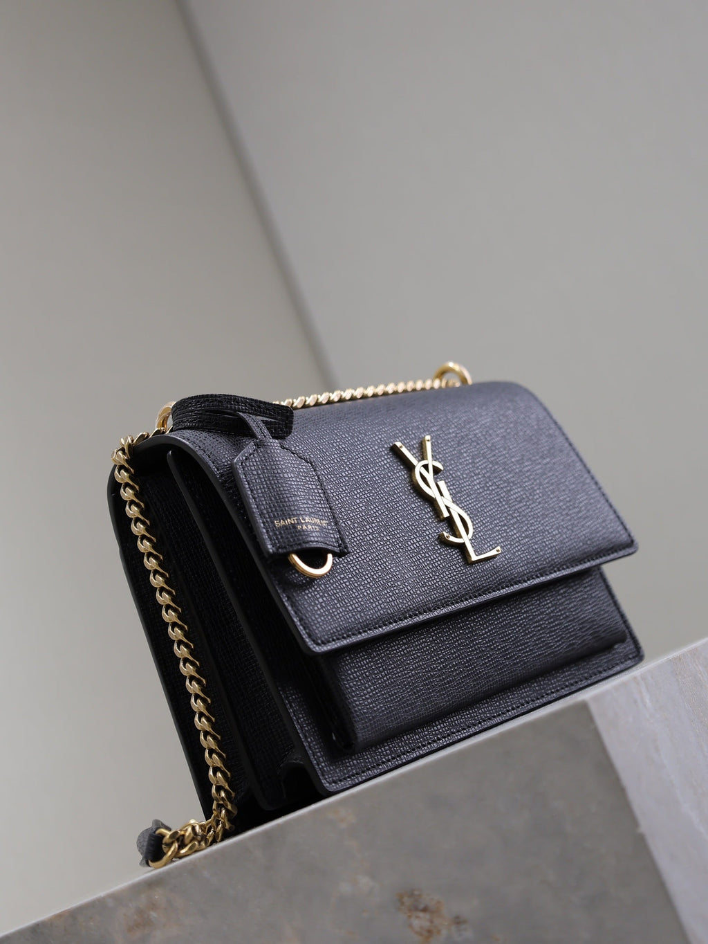 Saint Laurent 25S Sunset Medium 22 in Black Grained Calfskin Gold Hardwre Bag