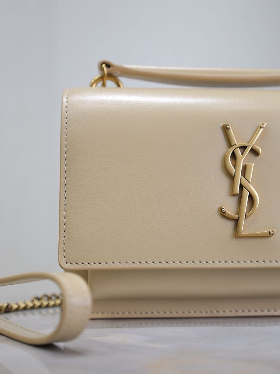 Saint Laurent Sunset Small Bag 19 in Beige Calfskin Gold Hardware