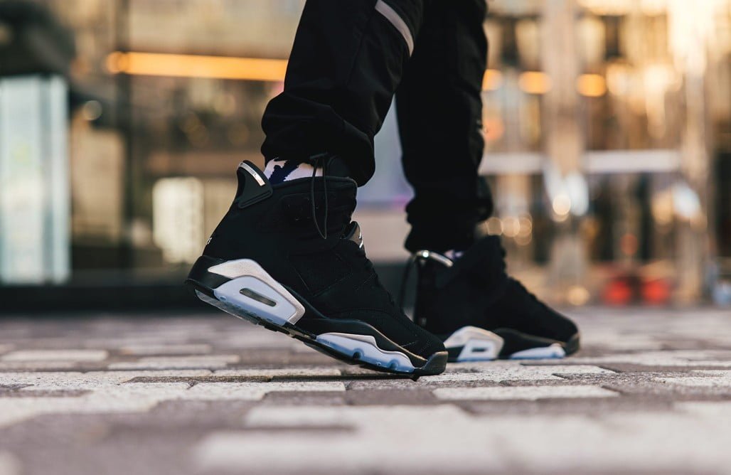 Jordan 6 Retro Chrome Metallic Silver Sneakers