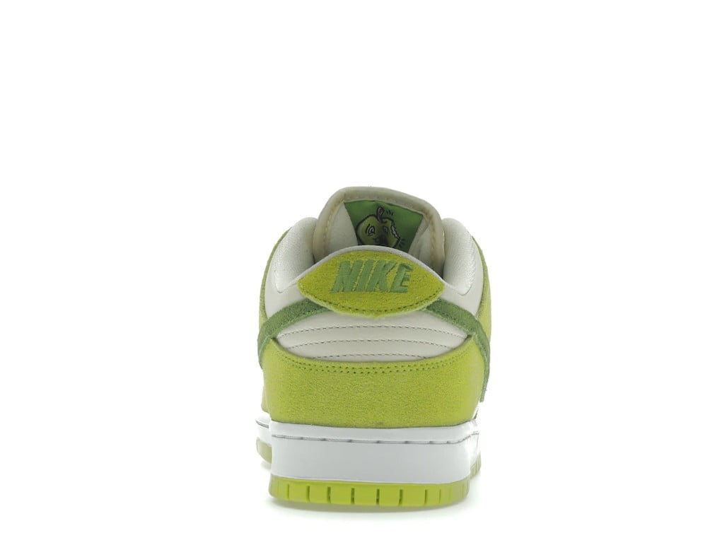 Nike SB Dunk Low Green Apple Sneakers