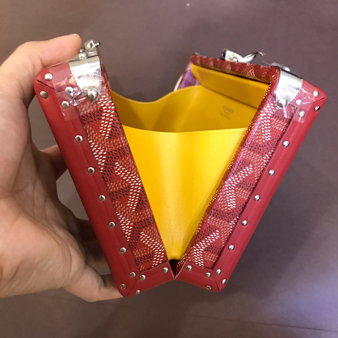 Minaudiere Trunk Bag 17cm Red Canvas