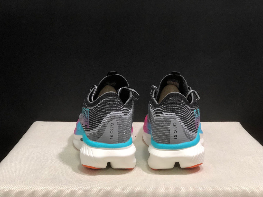 HOKA ONE ONE Cielo X1 Running Shoes